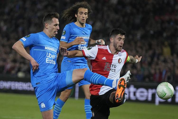 超中的竞争 超中的竞争