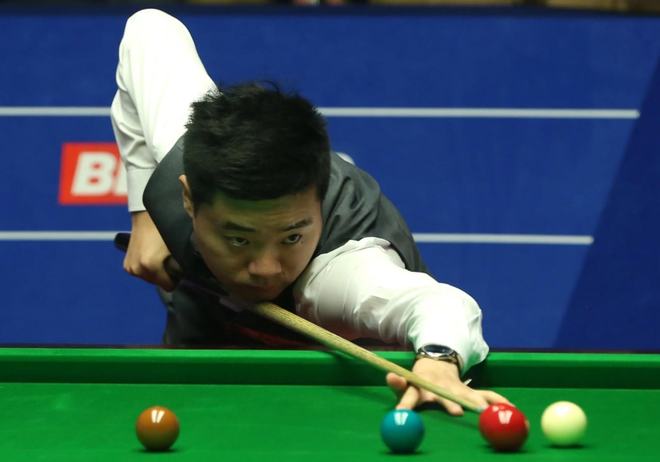 而裁判的驱 而裁判的驱