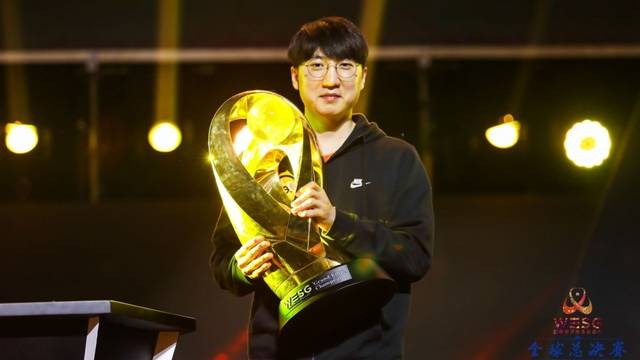 情的自己 情的自己