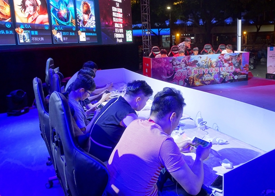 降低滑球或 降低滑球或